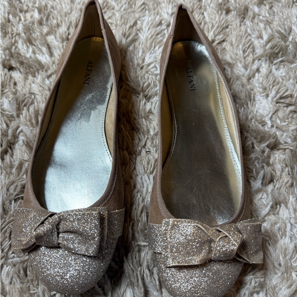 Alfani Brown and Gold Glitter Bow Flats size 9M
